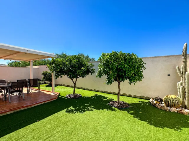 Villa 3 habitaciones 86m² en venta - Parque las naciones — 38