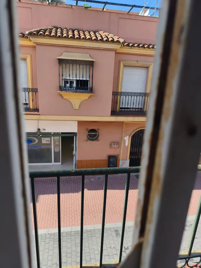 CASA EN EL CENTRO CON PATIO — 18