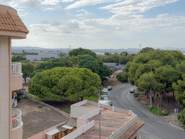 ¡Acequion! Magnifico apartamento con terraza cómoda y vistas laterales al mar + Piscina comunitaria a 220 metros de la playa — 10