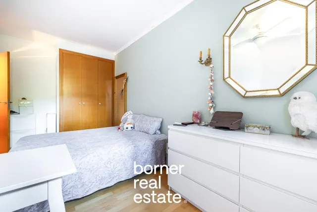 Piso en venta en Calle de Josep Puig i Cadafalch — 41