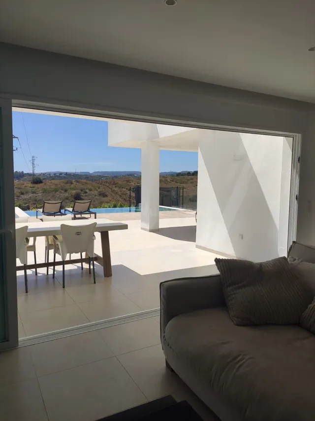 Chalet 4 habitaciones 230m² en venta - Costa Del Sol - foto 3