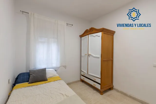 Piso ideal para inversión con alta rentabilidad junto a facultades de  Cartuja en Granada — 6