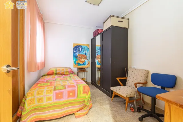 Vivienda con terraza , vistas despejadas, privacidad y orientación a medio día — 29