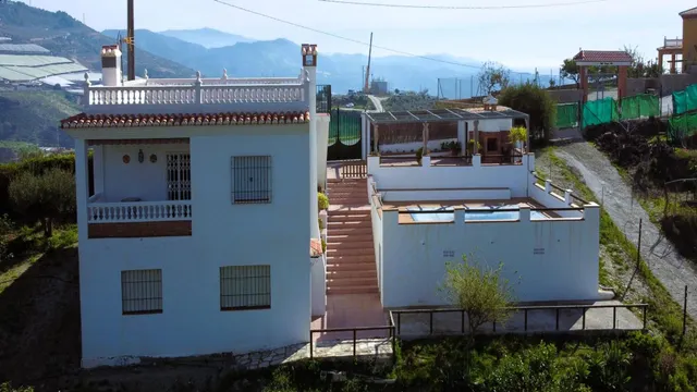 villa cortijo con piscina en molvizar — 15