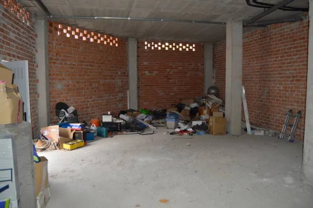 VENTA / ALQUILER LOCAL COMERCIAL COLINDRES — 3