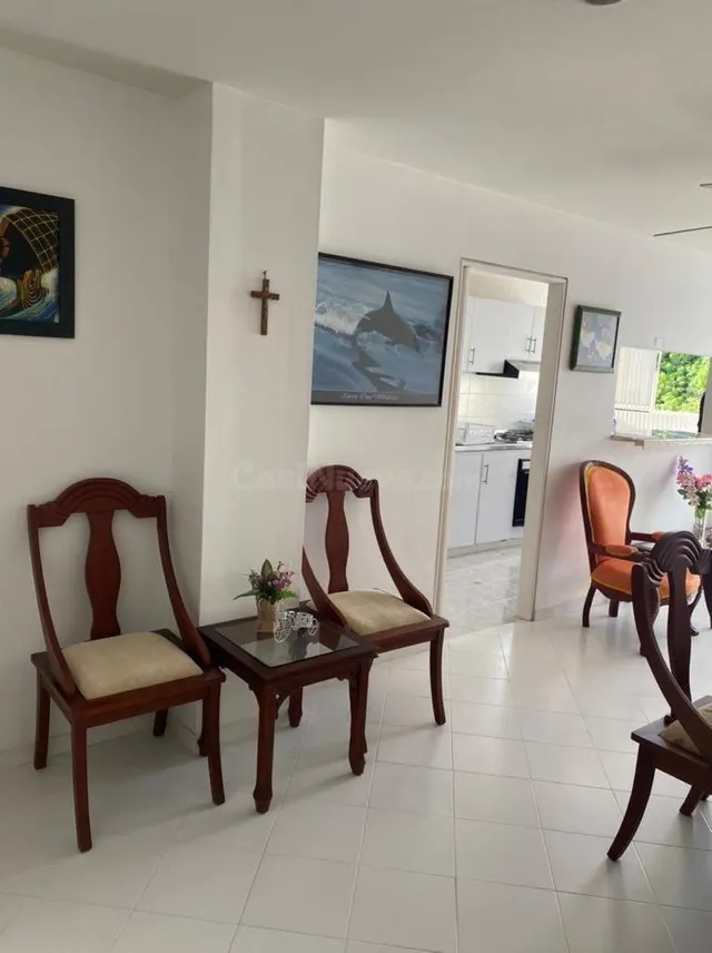 SE VENDE O SE RENTA APARTAMENTO AMOBLADO EN EL BARRIO CRESPO - foto 5