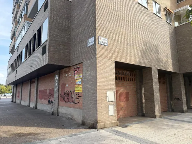 Local comercial 434m² en alquiler - Salvador Allende-Parque  - foto 3