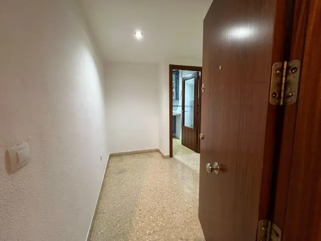 ¡Vivienda VPO de 4 dormitorios y 2 baños con piscina, terraza y garaje, en Noreña! — 31