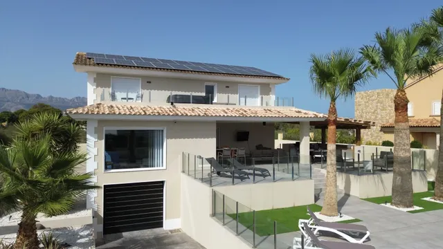 Villa 4 habitaciones 350m² en venta - Pueblo — 34