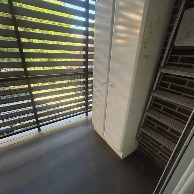 Urbanizacion privada con piscina, 4 dormitorios, 2 baños y posibilidad de adquirir una plaza de garaje doble — 8