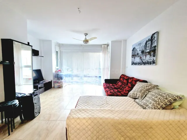 Apartamento de 2 dormitorios a un paso de la Plaza de España - foto 4