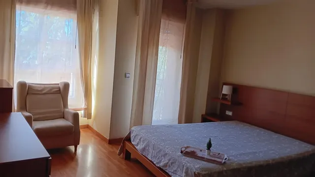 Piso de 3 dormitorios con garaje y trastero — 9