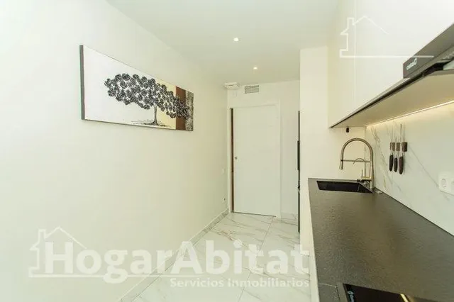 ¡CERCA DE LA PLAYA! PRECIOSO, REFORMADO CON PISCINA, TERRAZA Y GARAJE — 41