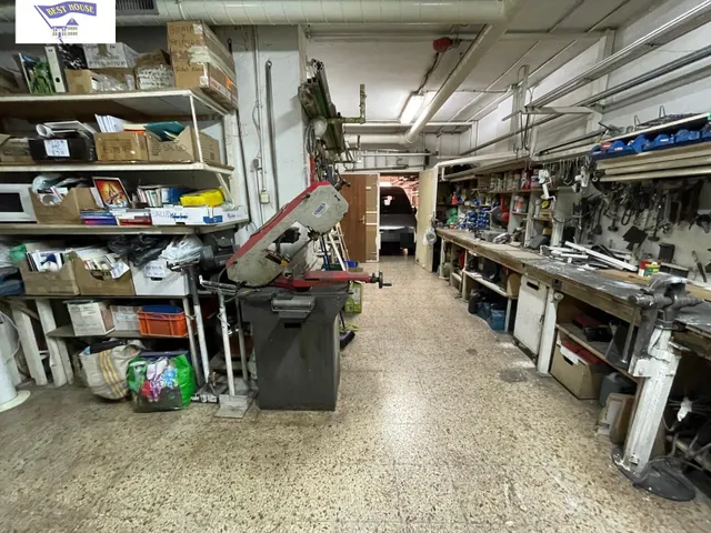 LOCAL ZONA INDUSTRIA — 6