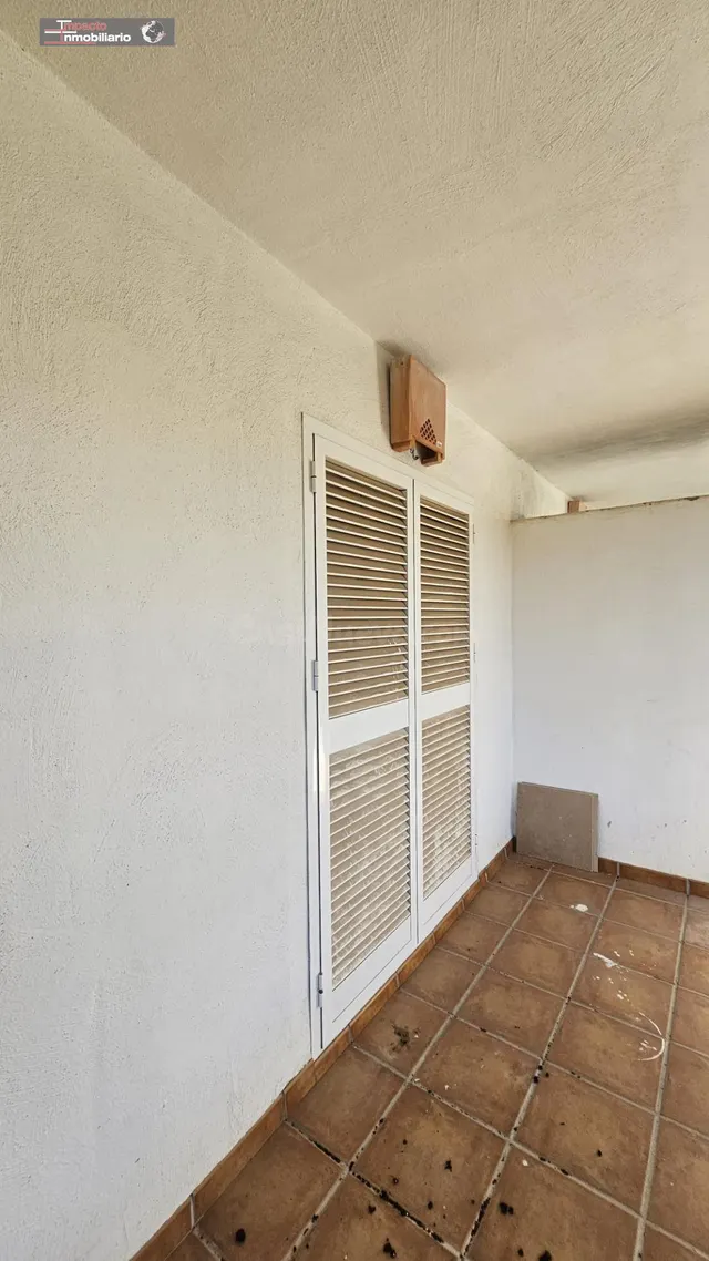 Amplio Piso en Mojácar con Potencial para Reformar - €199,000 — 4