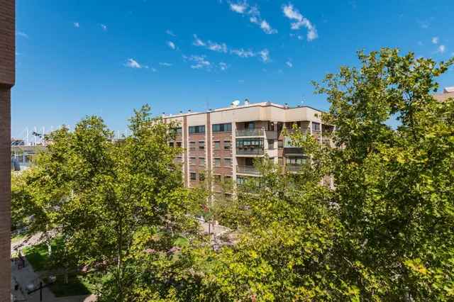 Amplia vivienda 2 dormitorios — 28