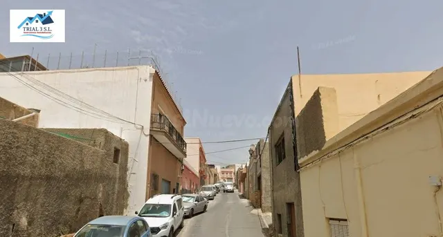 Venta de Casa en Almería — 2