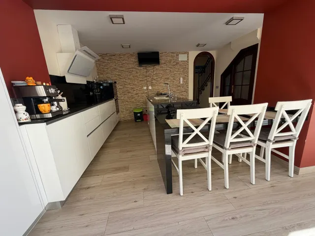 Casa Unifamiliar de 3 dormitorios y sótano en Fuenteamarga — 6
