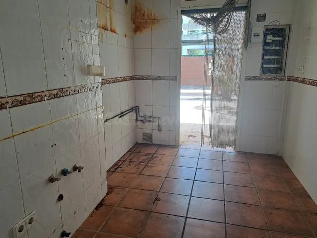 Local comercial 70m² en venta - Costa sur - foto 3