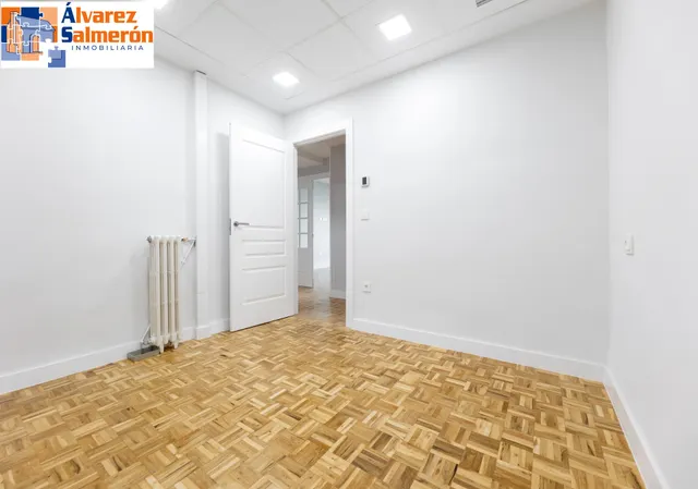 PISO DE 5 DORMITORIOS EN CALLE RECOGIDAS — 21