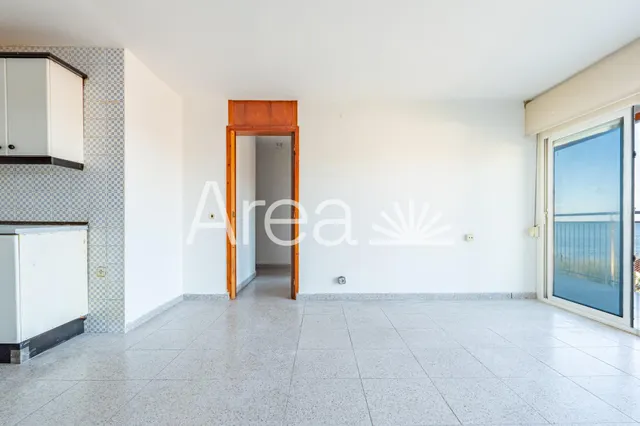 Apartamento con muchas posibilidades primera línea de mar — 11