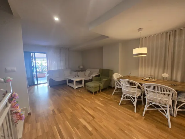 Pareado 5 habitaciones 265m² en alquiler - Santiago bernabeu — 8