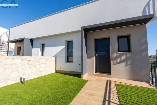 Villas de nueva construcción con piscina privada en La Finca - foto 5