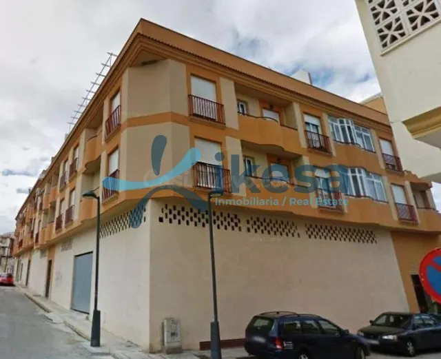 Venta de Local Comercial en Torro del Campo, Jaén. - foto 2