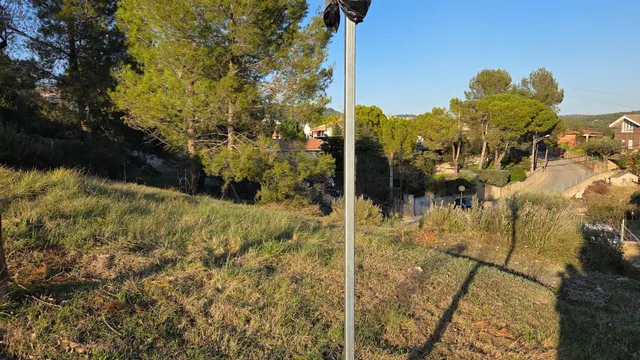 Terreno urbano esquinero en Navarcles | Orientación sureste — 12