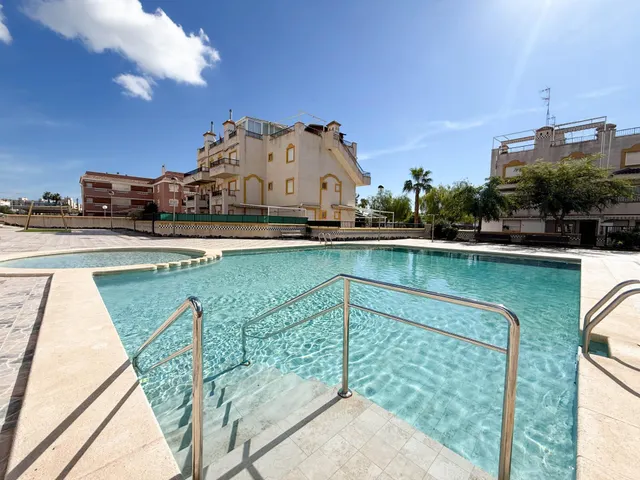 Tu casa en Santa Pola con chimenea y piscina — 2