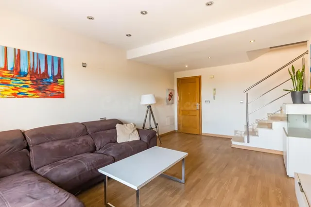 Vivienda moderna, tipo dúplex en Algezares con garaje y tras - foto 4