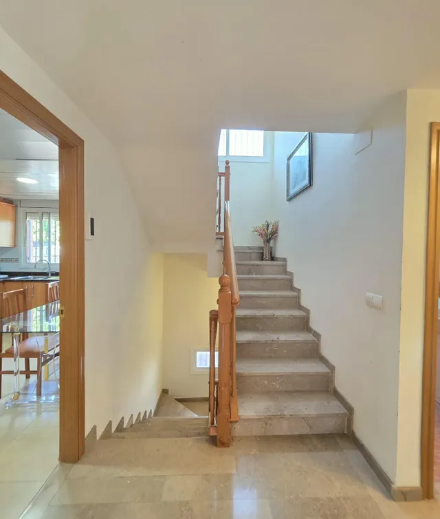 CASA ADOSADA DE 6 habitaciones EN VILAFORTUNY — 13