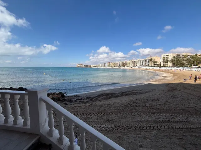 PRECIOSO APARTAMENTO FRENTE AL MAR, UN SUEÑO A SU ALCANCE — 11