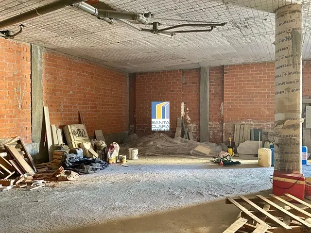 LOCAL COMERCIAL EN VENTA/ ALQUILER JUNTO AL AYUNTAMIENTO, EN PLENO CENTRO DE ZAMORA. — 4