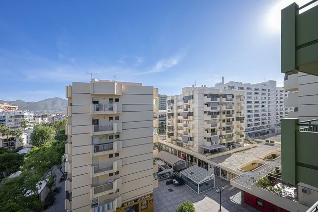 Apartamento 2 habitaciones 81m² en venta - Centro — 28