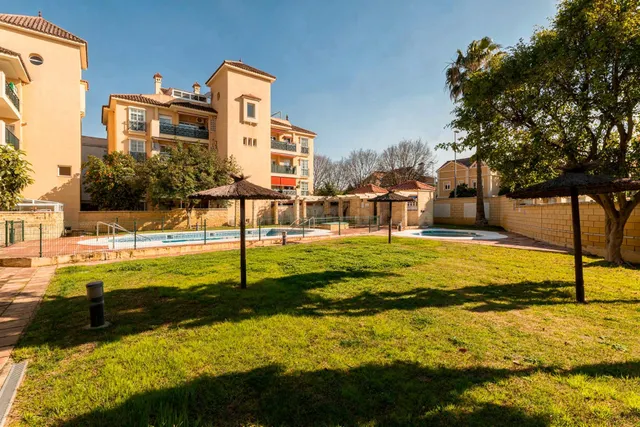 Una oportunidad muy interesante tanto para residencia habitu - foto 5