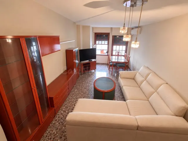 ¡AMPLIO PISO TRÍPLEX EN VENTA EN ALZIRA, ZONA DOCTOR FERRÁN! - foto 3