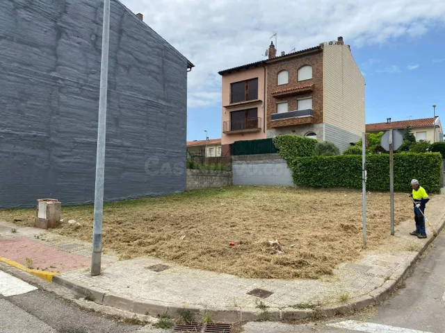 2 parcelas urbanas en Avinyo
