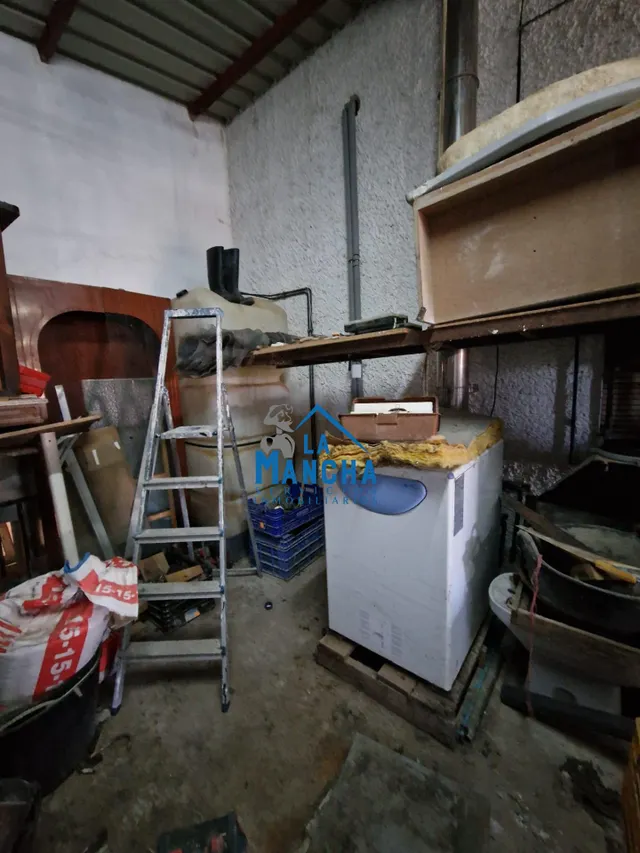 *180.000€* inmobiliaria la mancha vende parcela en Albacete — 35