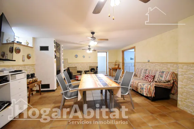 ESPECTACULAR CHALET CON PISCINA, GARAJE, TERRAZA Y ASCENSOR — 20