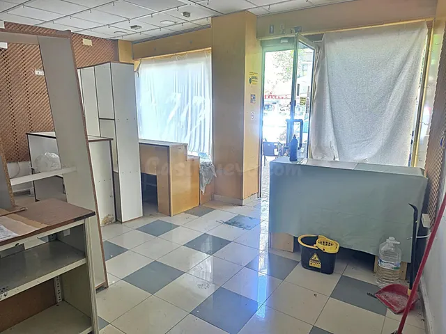 ¡¡ LOCAL EN VENTA EN CIUDAD JARDIN !! - foto 4