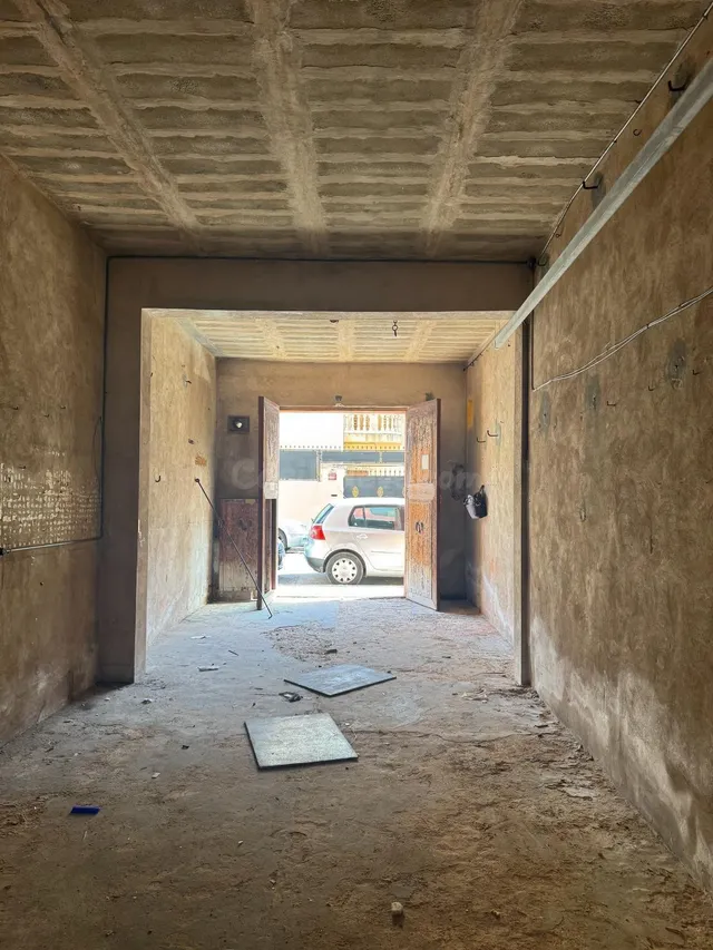 Garaje convertible a vivienda en venta en Plaza de Toros - foto 3