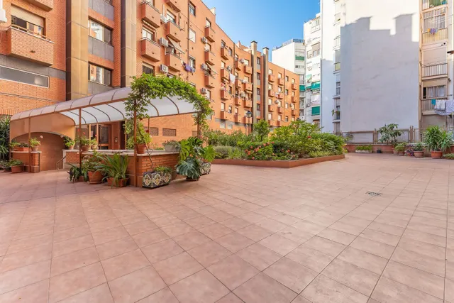 Casa 36m² en alquiler - Opañel — 14