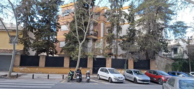 Piso en alquiler en zona Genil – Tranquilidad y buena ubicac