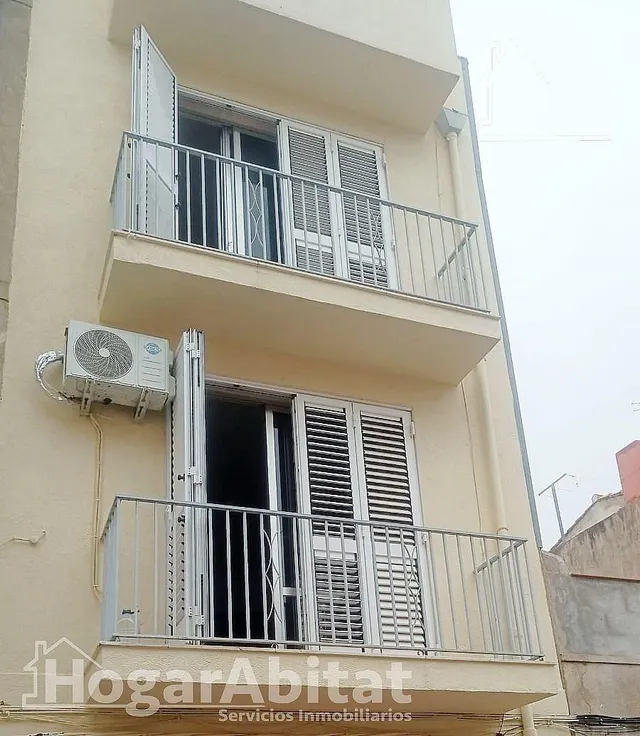 ¡Vistas a las montañas! Casa luminosa con garaje y dos grandes terrazas, cerca del ayuntamiento — 45