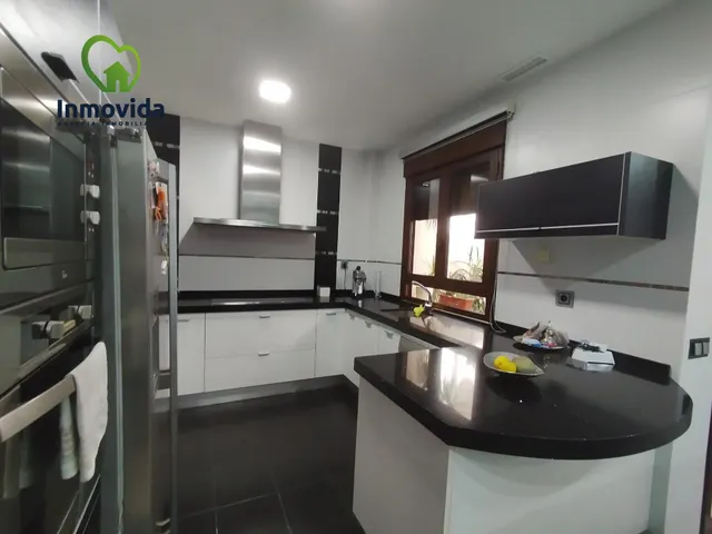 Casa Reformada con Espacios Exteriores en Córdoba - €380,000 — 14