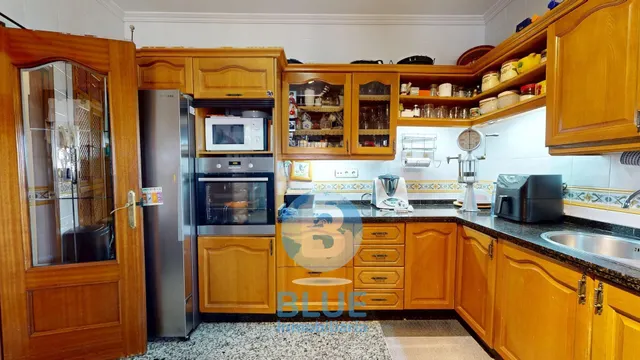 IMPRESIONANTE CASA EN CASILLA DEL AIRE — 44