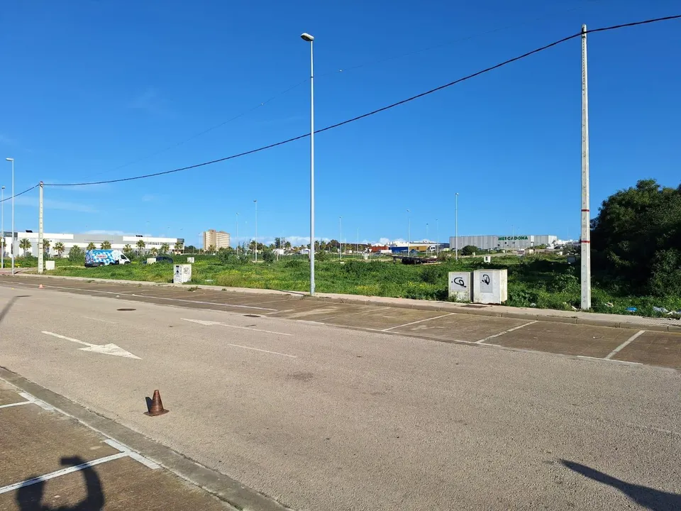 En venta parcela industrial