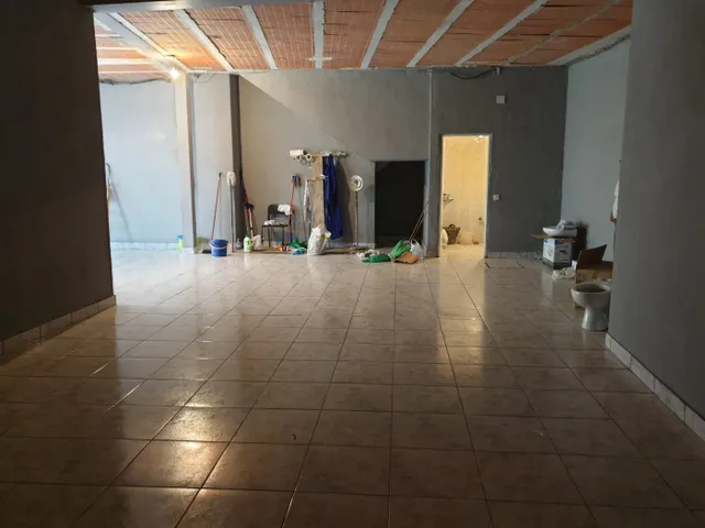 LOCAL TERMINADO — 2