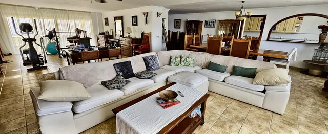 Chalet 6 habitaciones 420m² en venta - Centro — 33